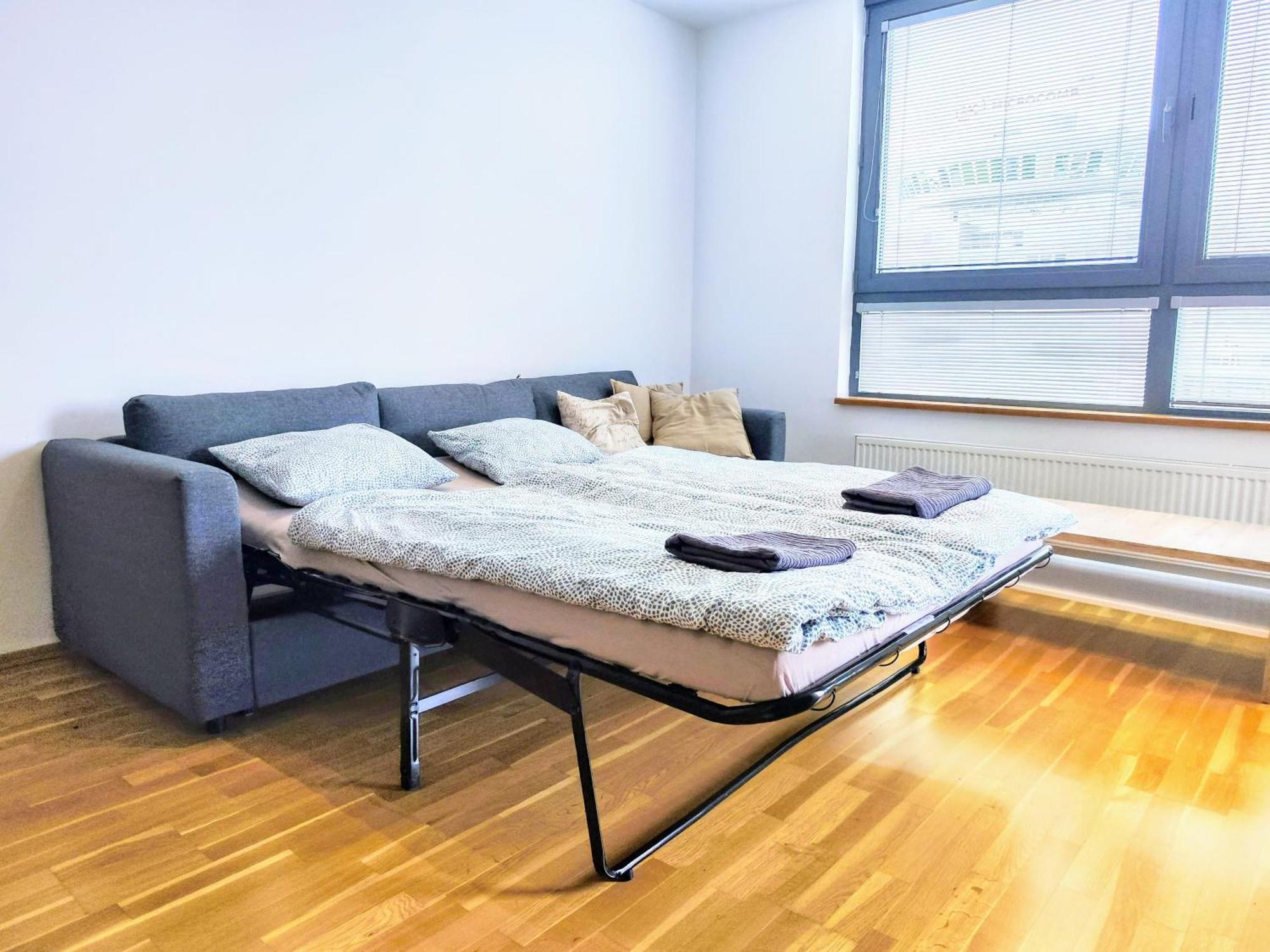 Mills - Free Parking - Balcony With City View - Close To Nivy Mall Bratislava Esterno foto